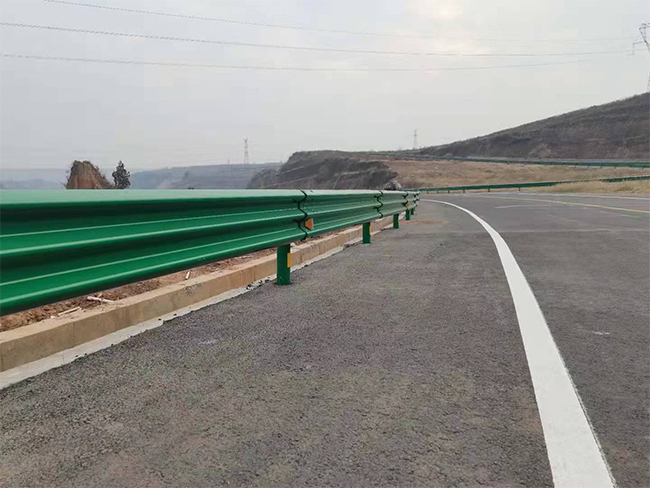 新疆公路波形护栏